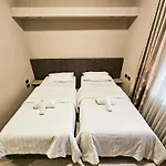 Sunflower Twin Room